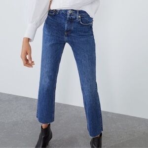 ZARA BLUE TRUMPET JEANS HIGH WAIST FRAYED HEM